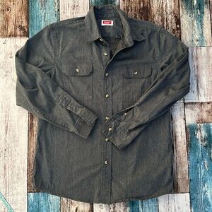 ❤️bundle price only❤️ Mens medium wrangler buttondown lon…